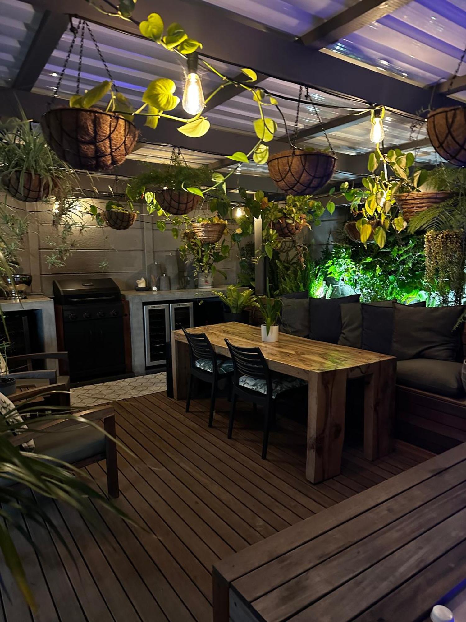 Wood-fired Jacuzzi Family Escape! Holiday home Cape Town